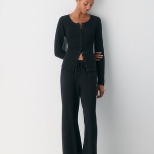 Aritzia TNA Wafflex Mazzy Longsleeve